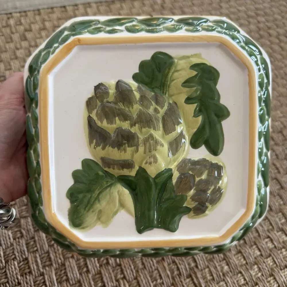 Vintage Ceramic Artichoke Mold Wall Hanging 8” X 8” Italian